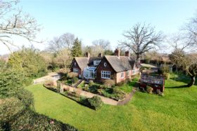 5 bedroom Detached for sale